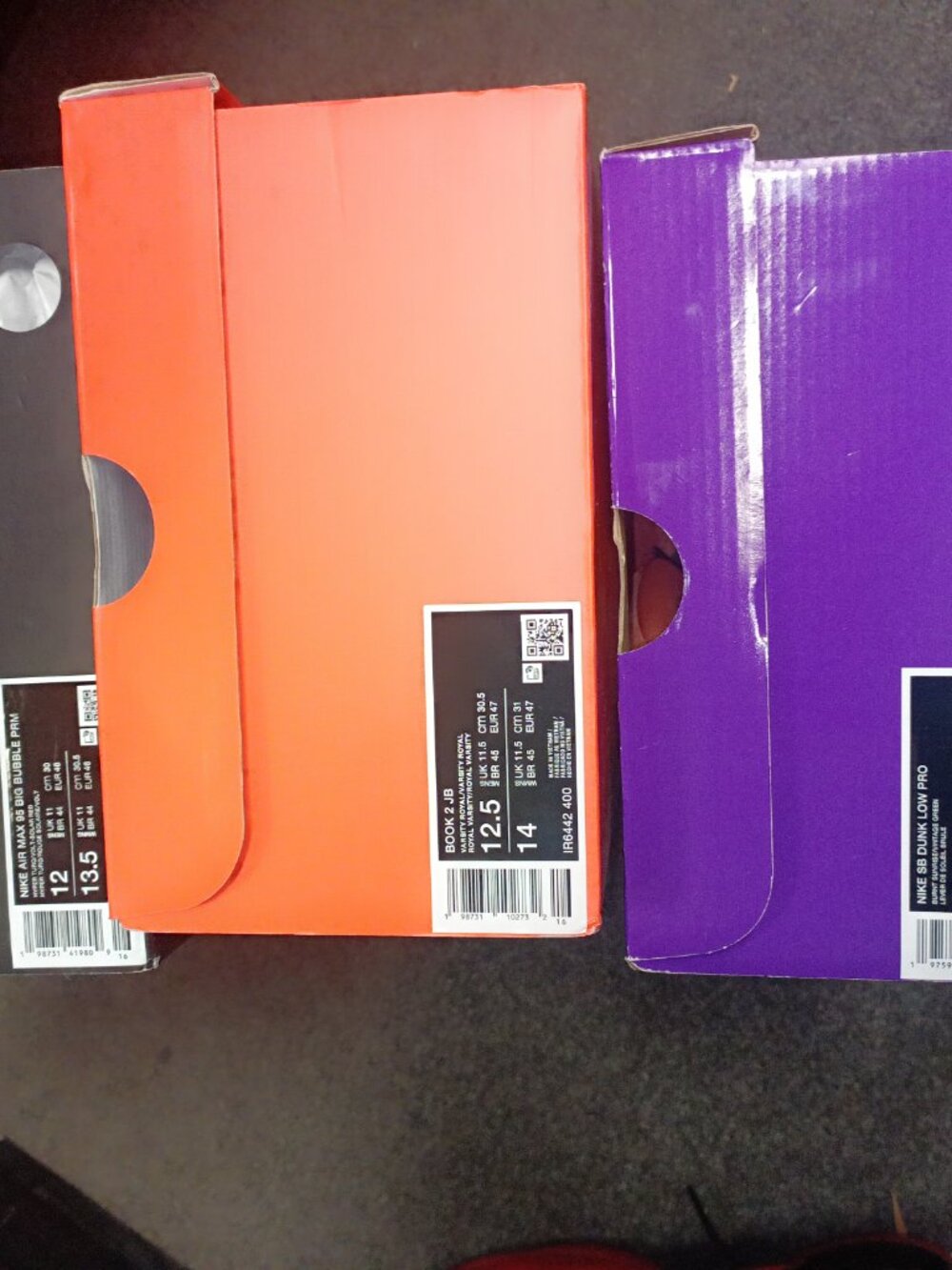 Nike - Picture 3 of 5